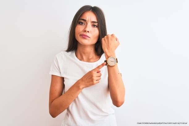 MONTRE POUR FEMME : COMMENT CHOISIR CELLE QUI CORRESPOND LE MIEUX À VOS BESOIN 5 Le style androgyne