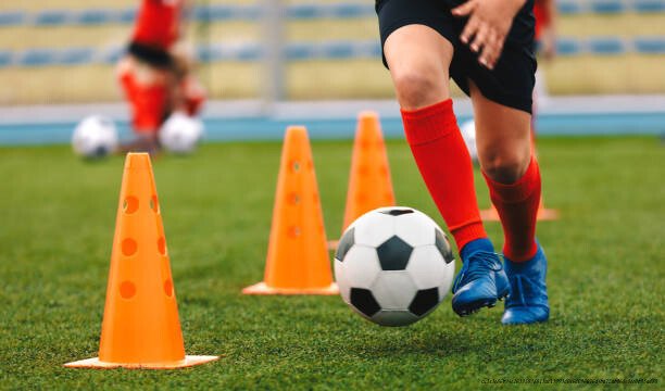 FOOTBALL : COMMENT DEVENIR UN MEILLEUR DRIBBLEUR 6 La créativité