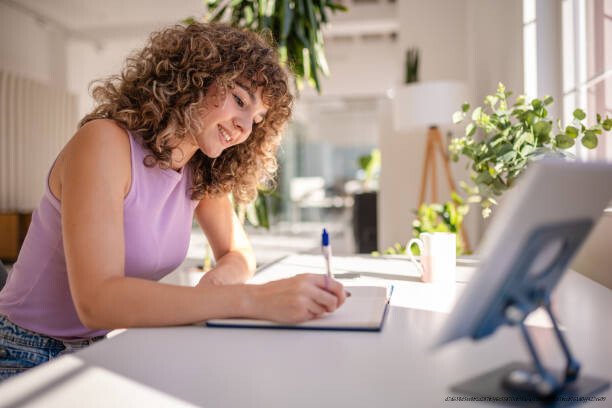 COMMENT AMÉLIORER SON ÉCRITURE 2 Améliorer votre écriture