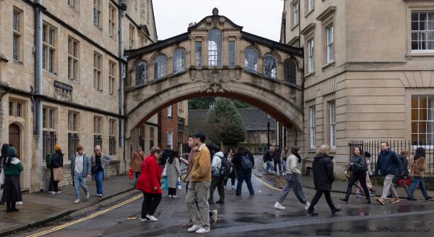 COMMENT ENTRER À L'UNIVERSITÉ D'OXFORD 4 Le bon vous