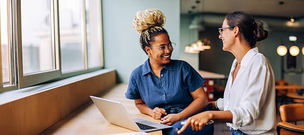 COMMENT INTERPRÉTER LES EXPRESSIONS FACIALES 4 Observez les sourcils