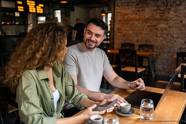 COMMENT SÉDUIRE SON COLLÈGUE 5 Soyez resplendissante
