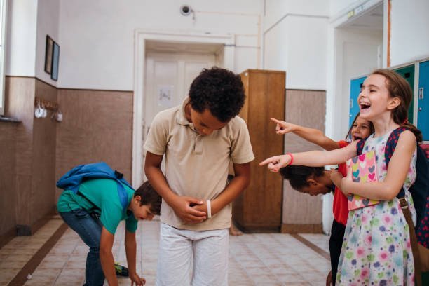 IGNOREZ LA PERSONNE QUI VOUS HARCÈLE