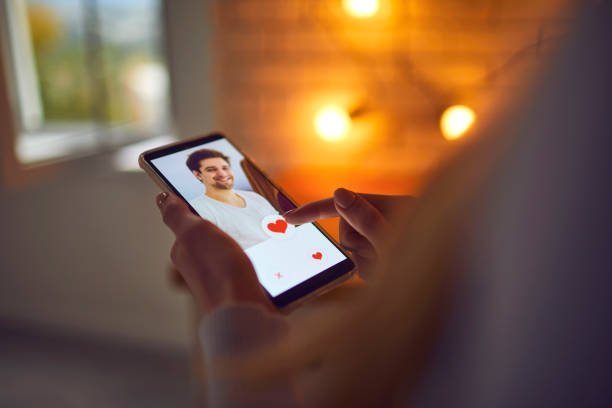TINDER : COMMENT DRAGUER EFFICACEMENT SUR CETTE APPLICATION DE RENCONTRE