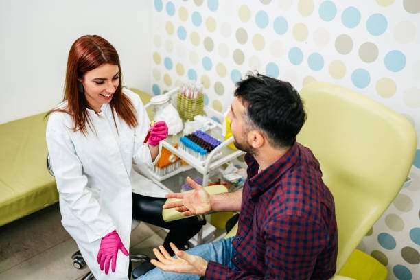 COMMENT MIEUX COMPRENDRE LE VIH/SIDA 4 COMMENT VIVRE AVEC UNE PERSONNE SÉROPOSITIVE