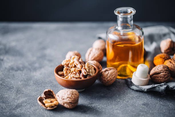 LES HUILES ESSENTIELLES 