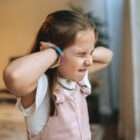 AUTISME CHEZ L’ENFANT : COMMENT RECONNAITRE LES SIGNES