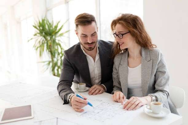 COMMENT SAVOIR SI UN(E) COLLEGUE A LE BEGUIN POUR VOUS 3 Savoir si un(e) collègue a le béguin pour vous