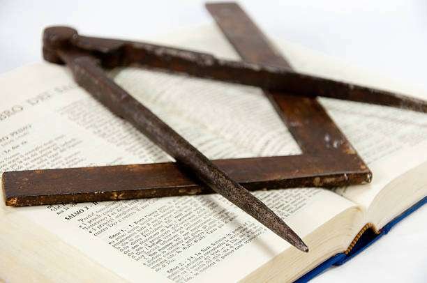 COMMENT COMPRENDRE L'INFLUENCE DES SOCIETES SECRETES ET DES LOGES DANS LE MONDE MODERNE 5 Comment Reconnaître l'Influence des Sociétés Secrètes