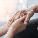 Prendre soin des personnes âgées