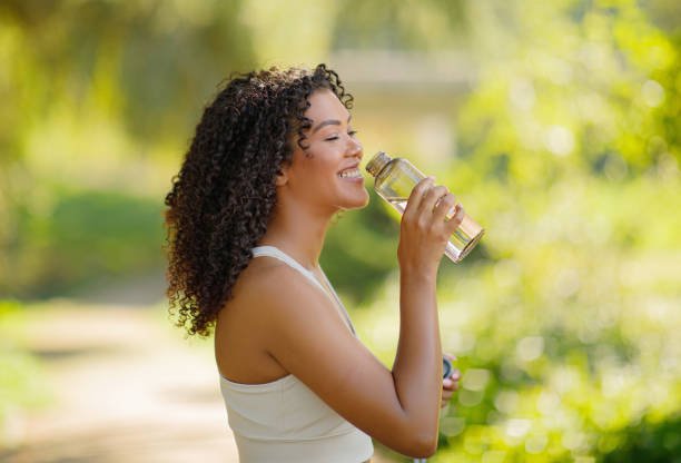 COMMENT BAISSER NATURELLEMENT VOTRE GLYCEMIE 4 L'importance de l'hydratation