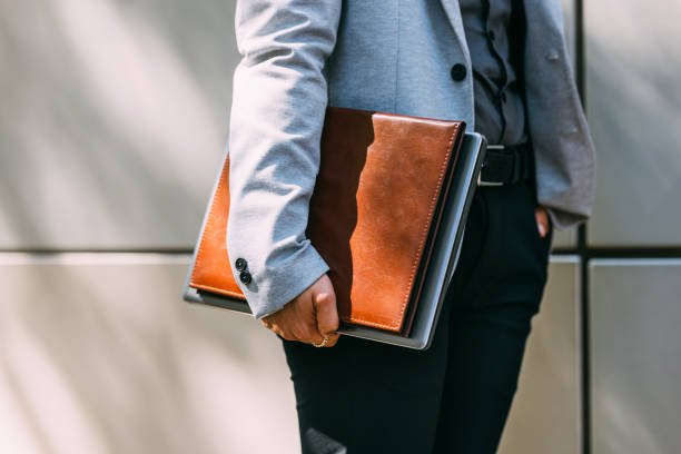 COMMENT CREER UN PORTFOLIO PROFESSIONNEL EN LIGNE : GUIDE COMPLET 3 Rassembler vos échantillons de travail