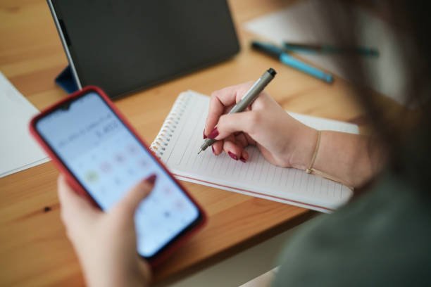 GERER TON ARGENT A 18 ANS : LE GUIDE SIMPLE 3 Épargner pour l'avenir