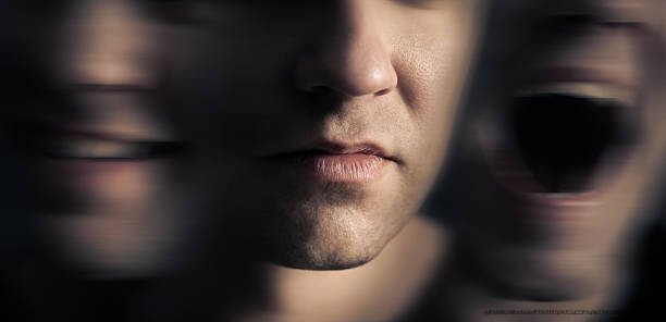 SYNDROME DE L'IMPOSTEUR : POURQUOI LES JEUNES EN SOUFFRENT ET COMMENT S'EN LIBERER 2 syndrome de l’imposteur chez les jeunes