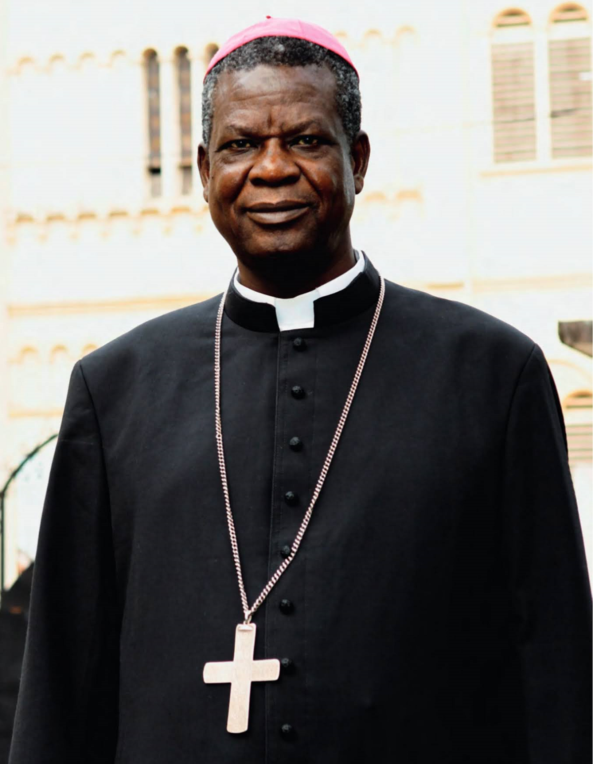 PAUL BIYA A 92 ANS : CANDIDATURE 2025 ENTRE CONTINUITE ET ASPIRATIONS DE LA JEUNESSE 3 La position de l'Église et des leaders d'opinion