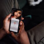 POURQUOI LES JEUNES PREFERENT LES RENCONTRES IRL MAINTENANT