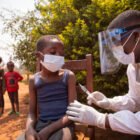 L’ACCES AUX SOINS DE SANTE EN AFRIQUE : DEFIS ET SOLUTIONS