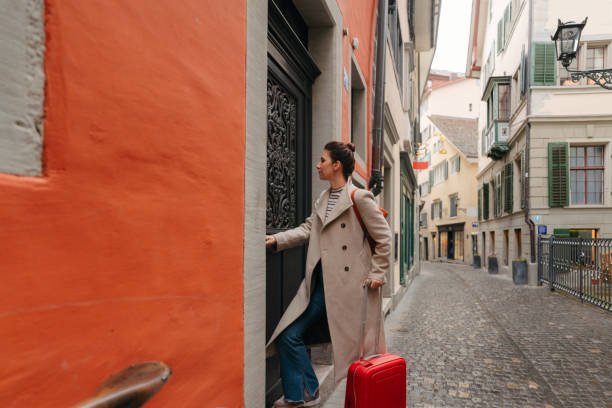 AIRBNB OU SITES LOW-COST : COMPARATIF ECONOMIQUE 3 Comparaison des prix : Airbnb vs Sites Low-Cost