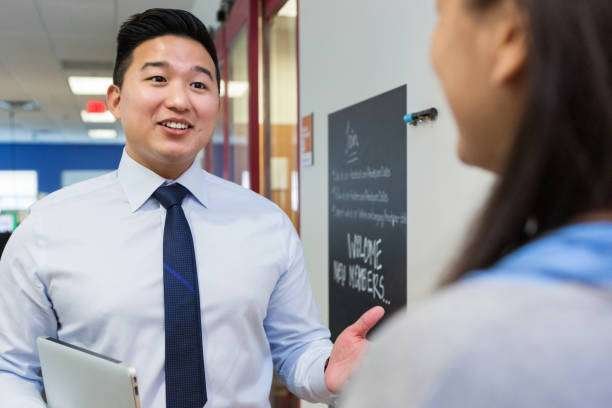 COMMENT RÉUSSIR SA PREMIÈRE ANNÉE A L'UNIVERSITÉ 6 Construire un réseau professionnel