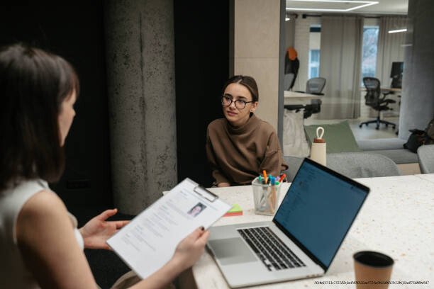 PREMIER EMPLOI : LES 7 ERREURS QUI EMPECHENT D'ETRE RECRUTE 3 Erreur n°3 : Préparation pour l'entretien d'embauche