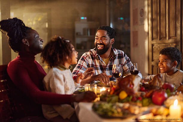 TOP 5 DES RECETTES FACILES POUR LE DÎNER EN FAMILLE 9 Importance de manger ensemble