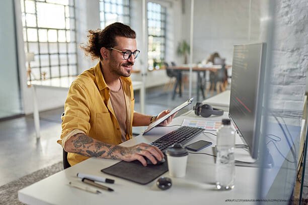 START-UP : COMMENT LANCER UN PROJET INNOVANT SANS DEVELOPPEUR 2 Start-up