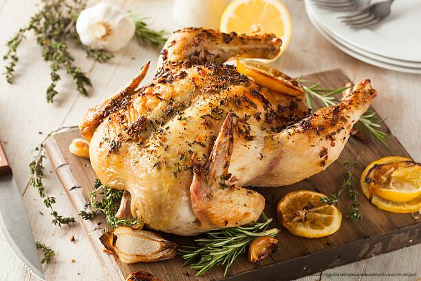TOP 5 DES RECETTES FACILES POUR LE DÎNER EN FAMILLE 3 Poulet aux herbes