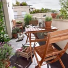COMMENT CREER UN JARDIN VERTICAL SUR UN PETIT BALCON