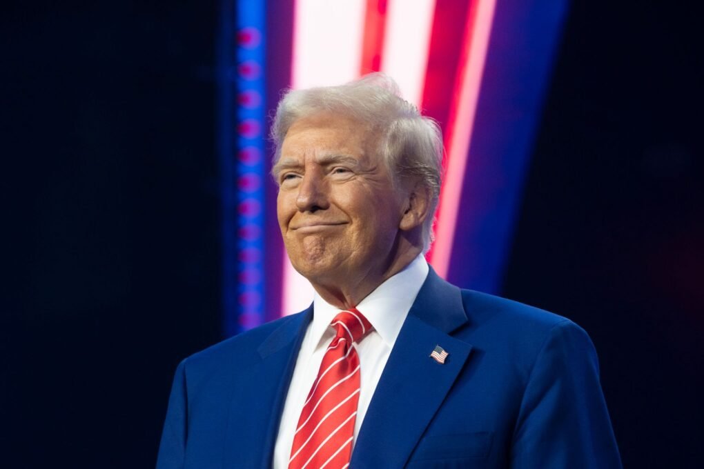 DONALD TRUMP, HOMME LE PLUS RECHERCHE AU MONDE : CE QUE LES INTERNAUTES TRAQUENT VRAIMENT 4 Les scandales et controverses qui fascinent les internautes
