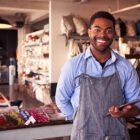 ARGENT ET JEUNESSE AFRICAINE : STRATEGIES POUR REUSSIR