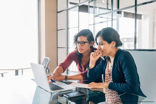CRÉER SON ENTREPRISE POUR LES DÉBUTANTS : PAR OÙ COMMENCER 5 Les démarches administratives et légales
