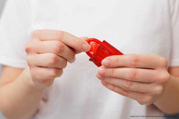 PRÉVENTION DES IST : PROTECTIONS MYTHES COURANTS 3 Comment utiliser correctement les préservatifs