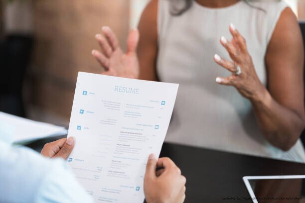 CV EFFICACE : MODÈLES, MOTS-CLÉS, ERREURS À ÉVITER 🔥