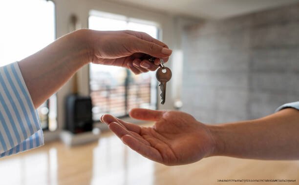 LOGEMENT : POURQUOI IL EST DEVENU IMPOSSIBLE POUR LES JEUNES D’ACHETER