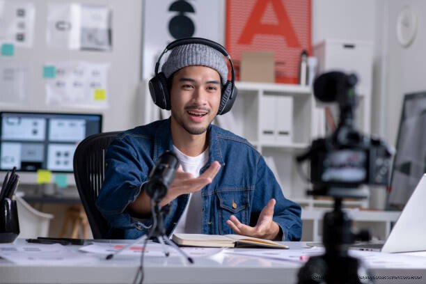 5 ERREURS DE CADRAGE QUI GÂCHENT VOS VIDÉOS YOUTUBE 5 istockphoto 1454390999 612x612 1