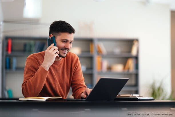 COMMENT GÉRER LES RETOURS ET LES REMBOURSEMENTS SANS PERDRE D'ARGENT 3 L'importance de la communication avec le client