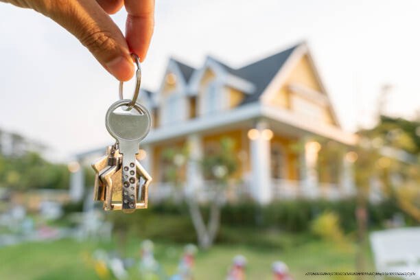 LOGEMENT : POURQUOI IL EST DEVENU IMPOSSIBLE POUR LES JEUNES D'ACHETER 6 somme, la route vers