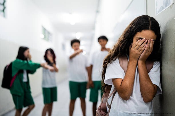 HARCÈLEMENT SCOLAIRE : CE QUE LES PARENTS ET LES ÉCOLES FONT MAL 5 sentent en sécurité et protégés