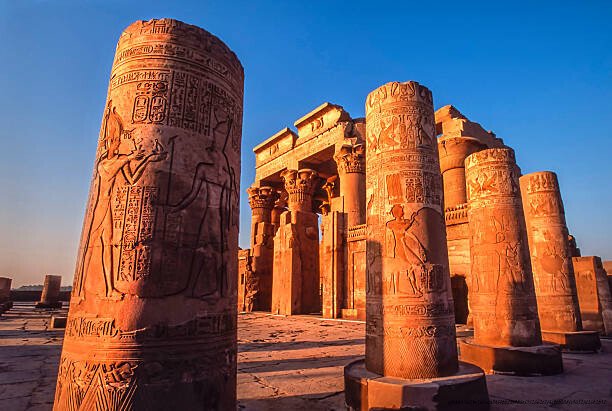 CES CIVILISATIONS AFRICAINES QUE L'HISTOIRE OFFICIELLE A EFFACÉES 6 contemporaine du continent