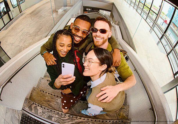 COMMENT COLLABORER AVEC DES MICRO-INFLUENCEURS SANS GROS BUDGET 4 Établir des relations authentiques