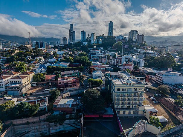 LES VILLES LES PLUS DANGEREUSES DU MONDE ET POURQUOI LES GENS Y RESTENT