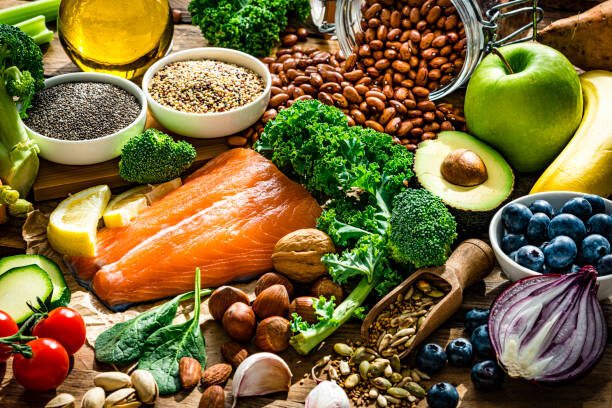 ALIMENTATION DU CERVEAU : LES MEILLEURS ALIMENTS POUR LA CONCENTRATION 3 Les glucides : un équilibre essentiel