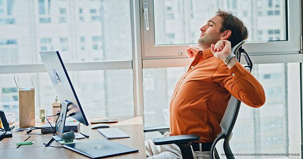 AMÉNAGER UN ESPACE DE TRAVAIL ERGONOMIQUE POUR ÉVITER LES MAUX DE DOS 3 Organisation de l'espace de travail
