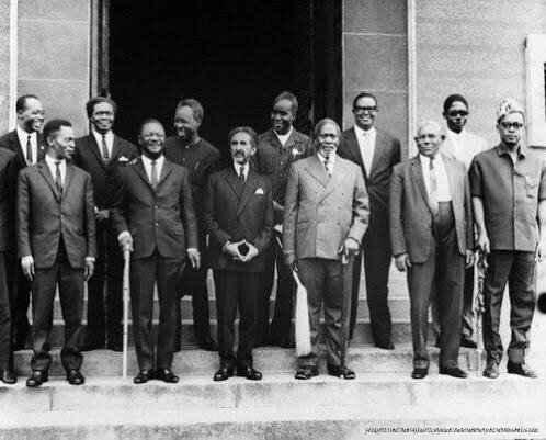 COMMENT LES ÉLITES OCCIDENTALES CHOISISSENT LES DIRIGEANTS AFRICAINS AVANT LES PEUPLES 3 Impacts sur la démocratie en Afrique
