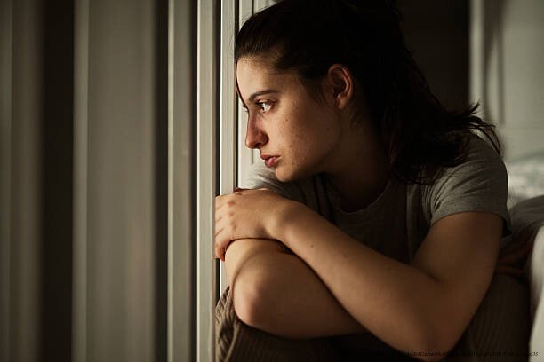 COMMENT DISTINGUER UNE TRISTESSE PASSAGÈRE D'UNE VRAIE DÉPRESSION CLINIQUE 1 Distinguer une tristesse