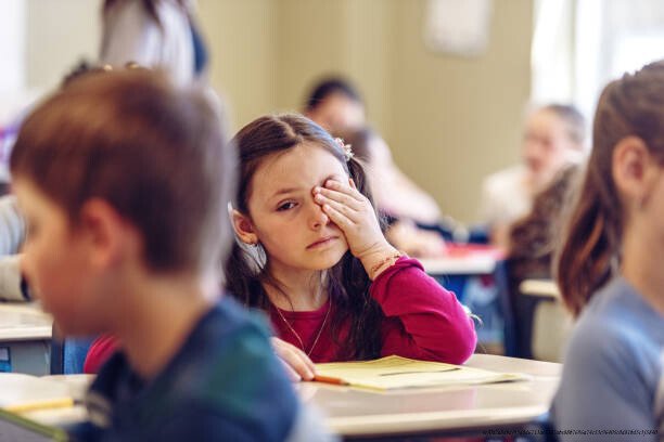 L'EFFET SPECTATEUR : POURQUOI PERSONNE N'AIDE QUAND IL Y A TROP DE MONDE AUTOUR 6 réflexions finales