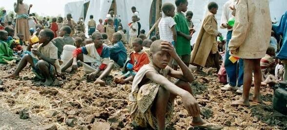 LA PSYCHOLOGIE DU GÉNOCIDE : COMPRENDRE LA TRANSFORMATION DES VOISINS EN BOURREAUX 4 Les caractéristiques des bourreaux : qui sont-ils