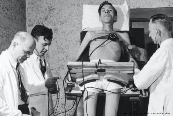 SURVIVRE SANS NOURRITURE NI EAU : LES TÉMOIGNAGES FASCINANTS 4 Impact psychologique de la privation