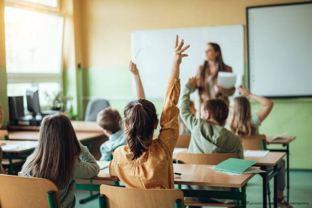 L'IMPORTANCE D'ENSEIGNER CE QU'ON VIENT D'APPRENDRE 5 Exemples Pratiques d'Apprentissage