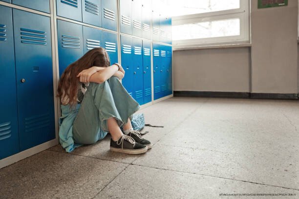 LES CICATRICES CÉRÉBRALES DU HARCÈLEMENT SCOLAIRE : UNE ANALYSE NEUROSCIENTIFIQUE 3 Études de cas et leur signification